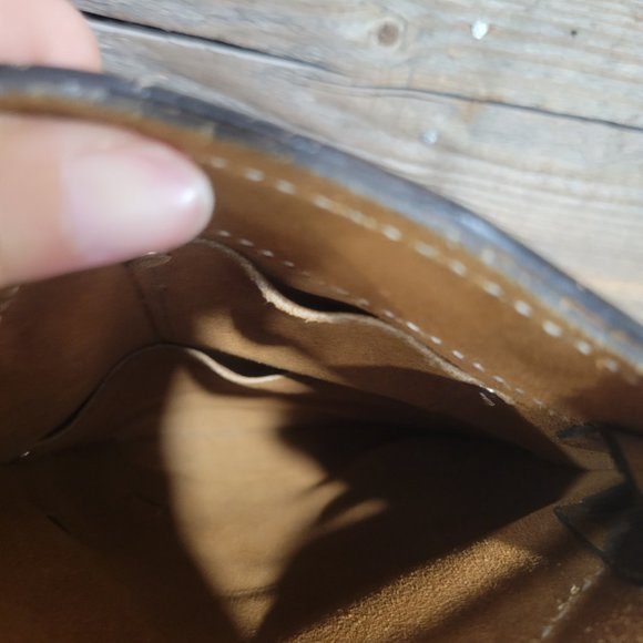 Vintage leather tassel bag - Picture 4 of 5